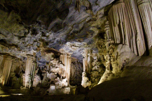 Cango grotten - Cango Caves South Africa "oude rivier nog zichtbaar in de grot"