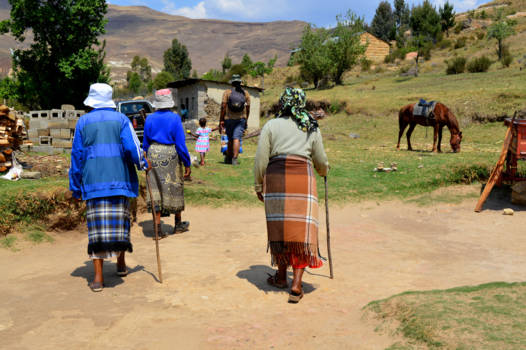 Lesotho - Ladies leading us to mqombothi