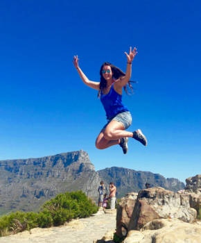 Tafelberg - Jump if you love to travel!