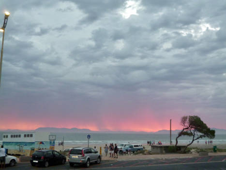 West-Kaap - Magenta sunset in Strand