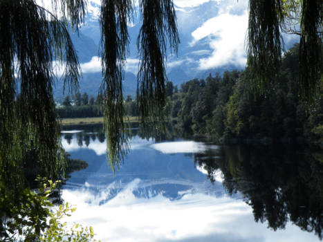 Rondreis van Johannesburg naar Kaapstad - Spiegelmeer lake Matheson nabij de Fox Glatcher