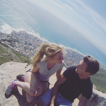 Rondreis Zuid-Afrika in drie weken - Top van tafelberg in Kaapstad bereikt na een superlastige hike!