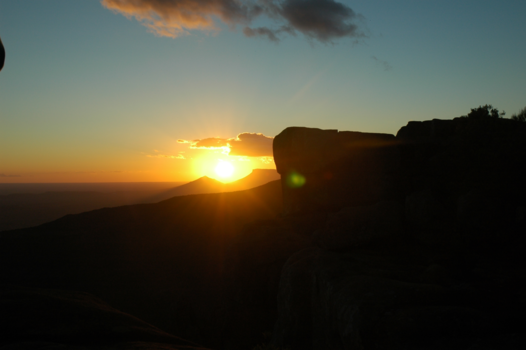 Rondreis van Johannesburg naar Kaapstad - Mooi zonsondergang in de valley of desolation