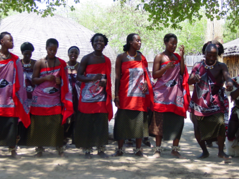 Rondreis van Johannesburg naar Kaapstad - Dansgroep in Swasiland