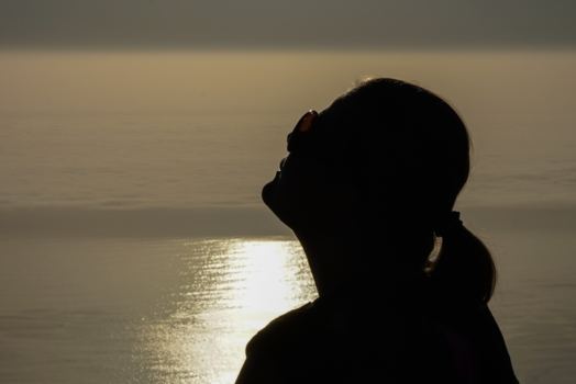 Tafelberg - Silhouet tijdens zonsondergang Tafelberg in Kaapstad, Zuid Afrika
