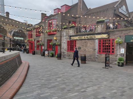 East London - Langs het water