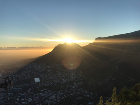 Tafelberg - De zon die op komt achter Devils Peak