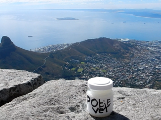 Zuid-Afrika - Potje met vet op de tafelberg gezet