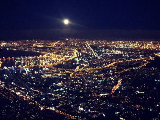 Kaapstad - Boven op de top van lionshead met volle maan
