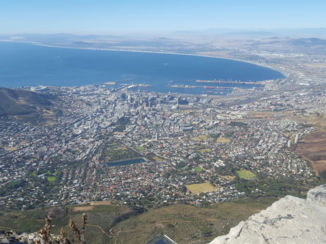 Zuid-Afrika - A view from the top of table mountain..