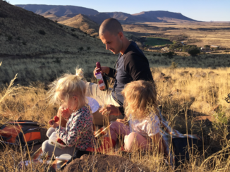 Zuid-Afrika - Picknick bij zonsondergang in de Groot Karoo - Desert Dew Guesthouse